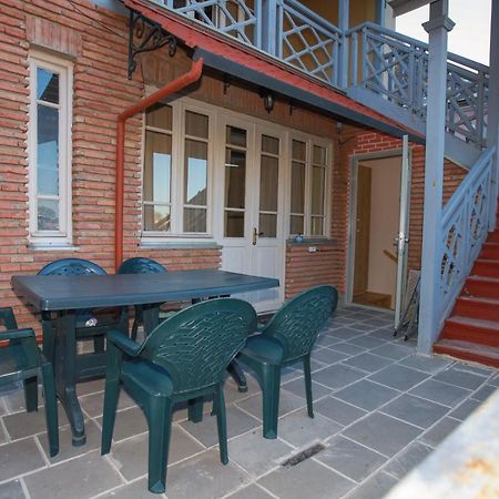 Apartment Nino Botanical Tbilisi Bagian luar foto
